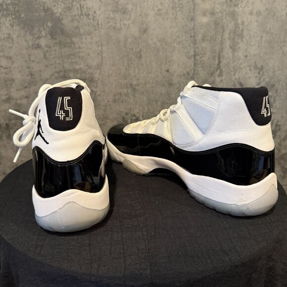 Jordan 11 Retro Concord (2018) - Men's Size 16 - White and Black - Picture 1 of 5